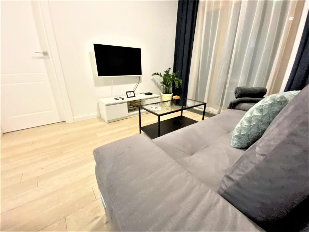 Exclusive 2Br! Apartment In Center +Netflix +Gym Βαρσοβία Εξωτερικό φωτογραφία